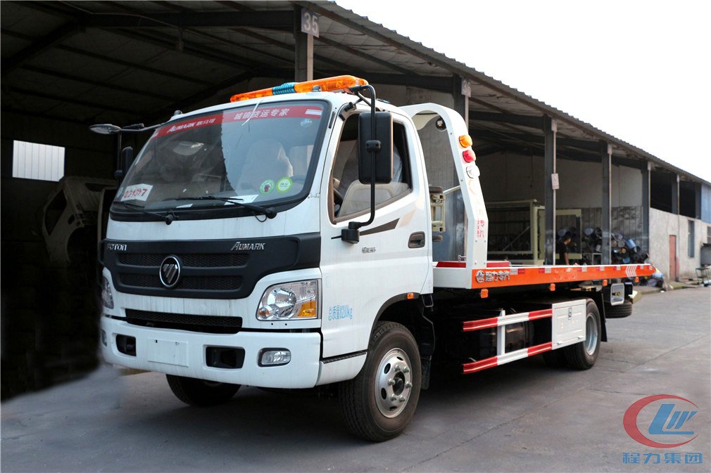 尊龙凯时福田欧马可一拖二清障车高清图