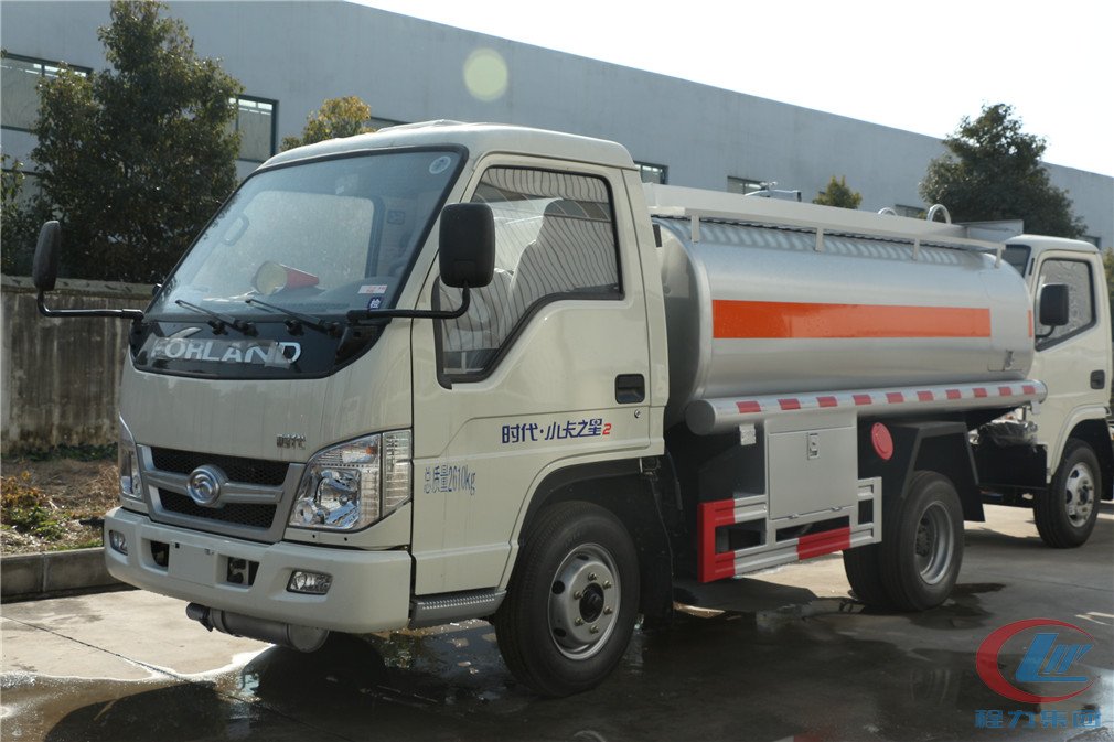 尊龙凯时集团福田3方不上户加油车高清车