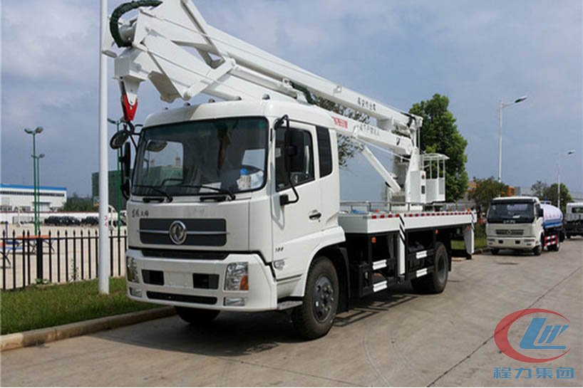 湖北尊龙凯时东风天锦20米高空作业车高清图