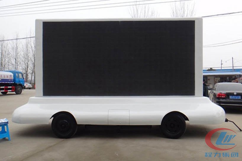湖北尊龙凯时牵引led广告宣传车高清图