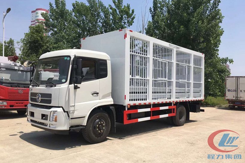 东风天锦6米8运猪车、畜禽运输车侧面图