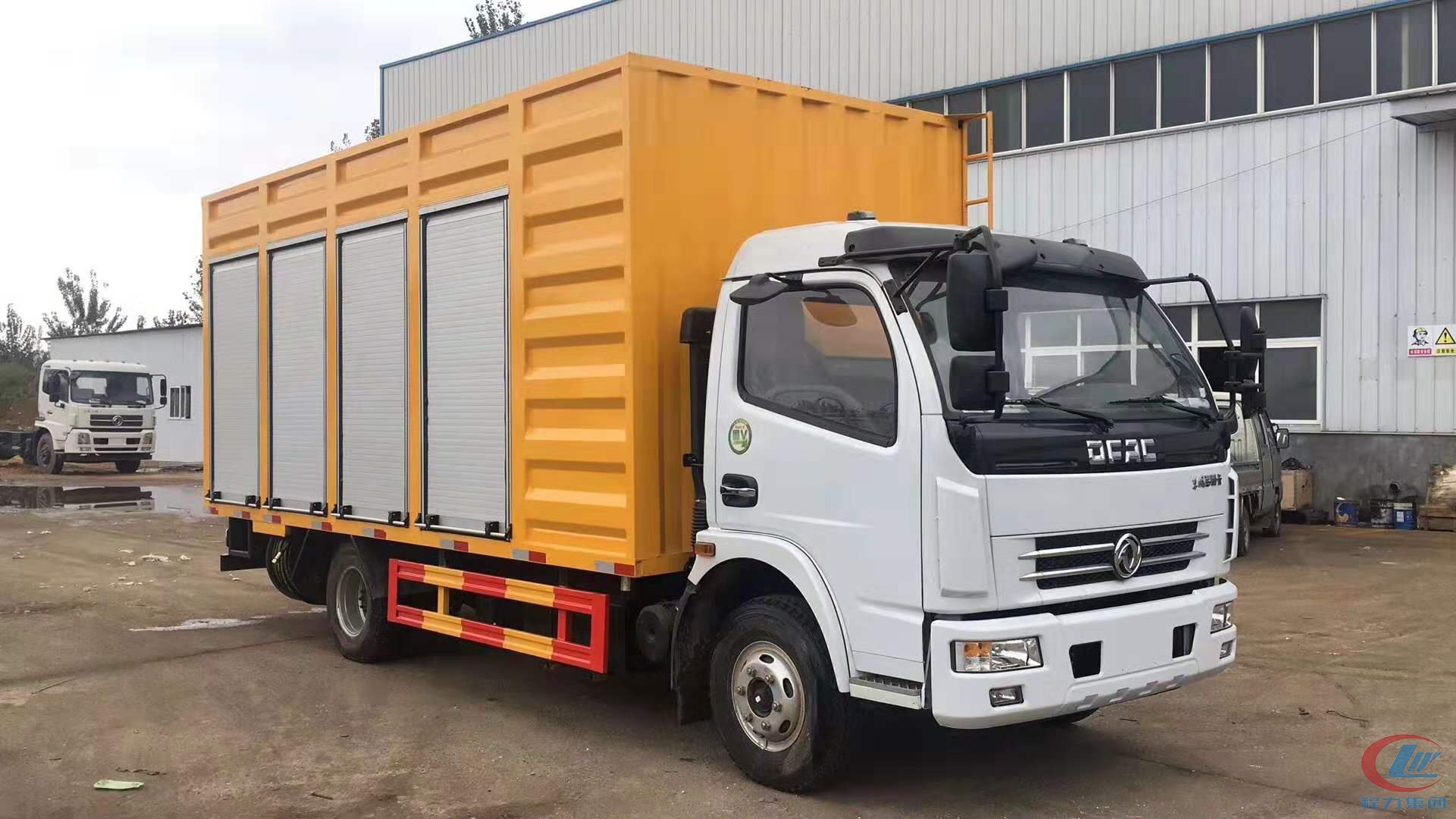 尊龙凯时威牌大多利卡D7污水处理车