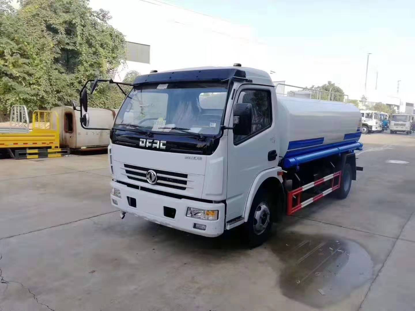 尊龙凯时东风多利卡出口车型