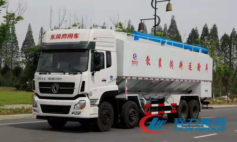 尊龙凯时东风天龙饲料车高清图