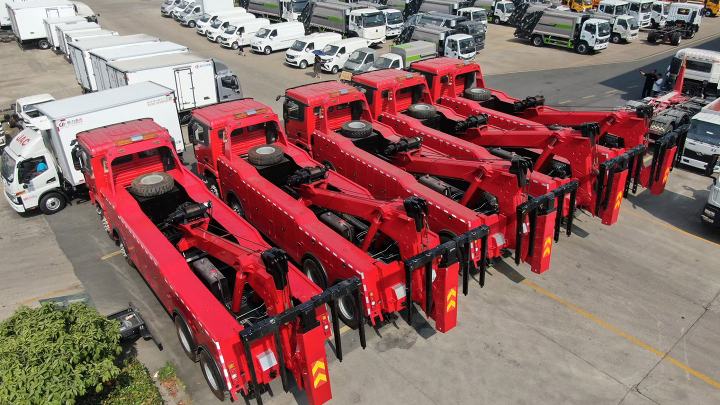 尊龙凯时重型清障车出口海外订单